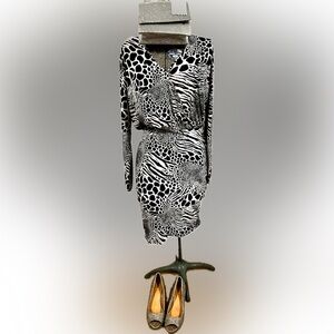 Michael Kors Black n White Stretch - Tummy Friendly/Control (L) BNWT